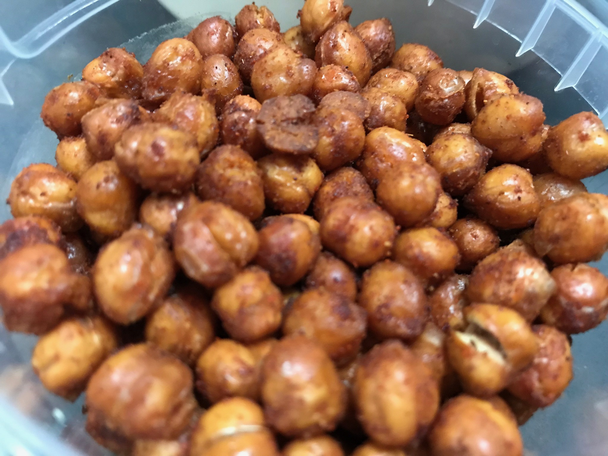 Crunchy spiced chickpeas 57 calories per portion flidfit